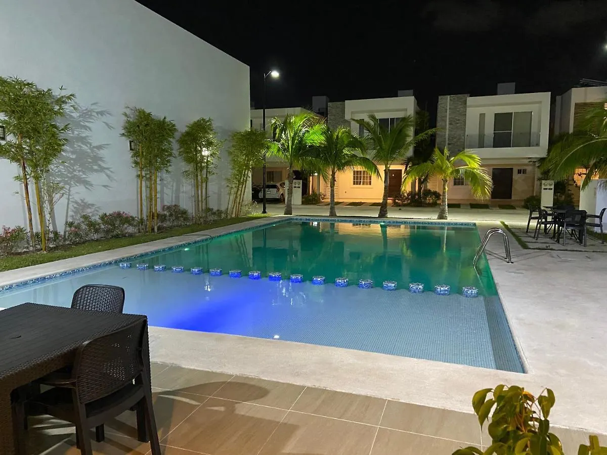 Holiday home Casa Rosa Smart House Villa Playa del Carmen